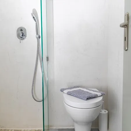Ione Apartmán