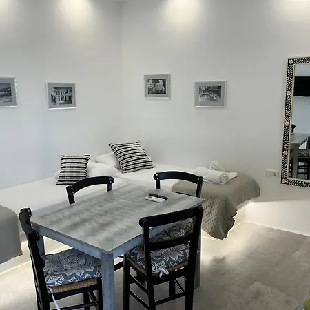 Ione * Naxos City